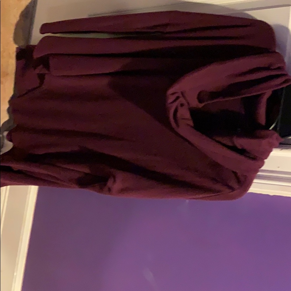 Maroon turtle neck